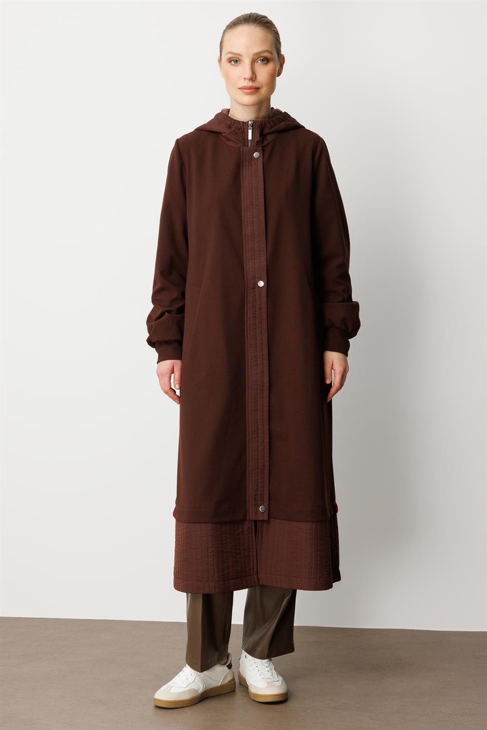 Ray gewatteerde trenchcoat met crêpe textuur en voering - Koffie