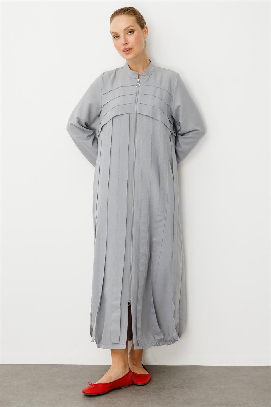 Rouge/ S Piece Hand-Stitched Detail Dress / Cap-Gray