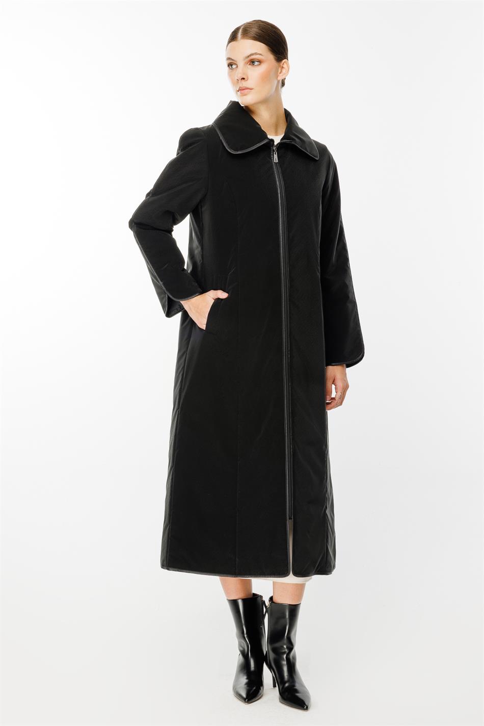 Yaqut Parça və Boru Kəməri Ətraflı, Liflə Doldurulmuş Zamansız Xüsusi Palto/Gödəkçə - Qara