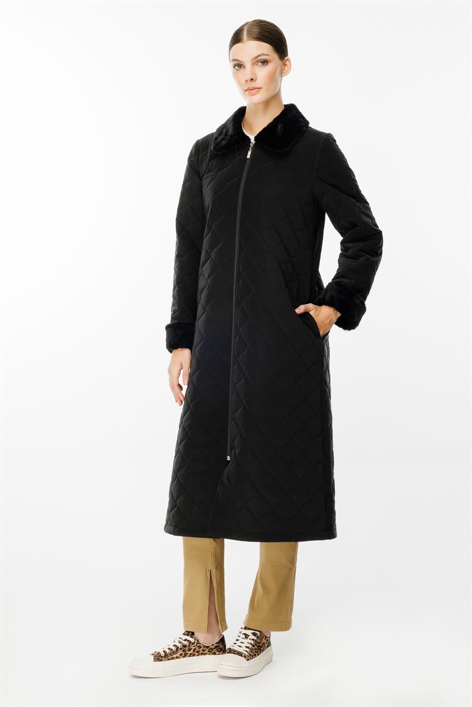 Yumşaq Xəz Yaxalıqlı Detal, Xüsusi Parça Sırınmış Zamansız Palto - Qara