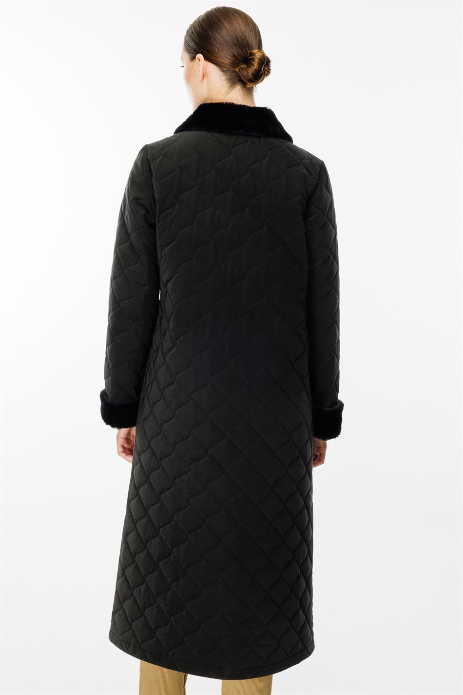 Yumşaq Xəz Yaxalıqlı Detal, Xüsusi Parça Sırınmış Zamansız Palto - Qara