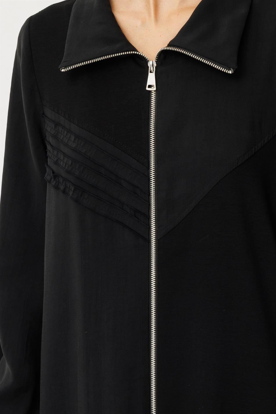 Zachte modalstof (90%), geplooide details, cape/abaya - zwart