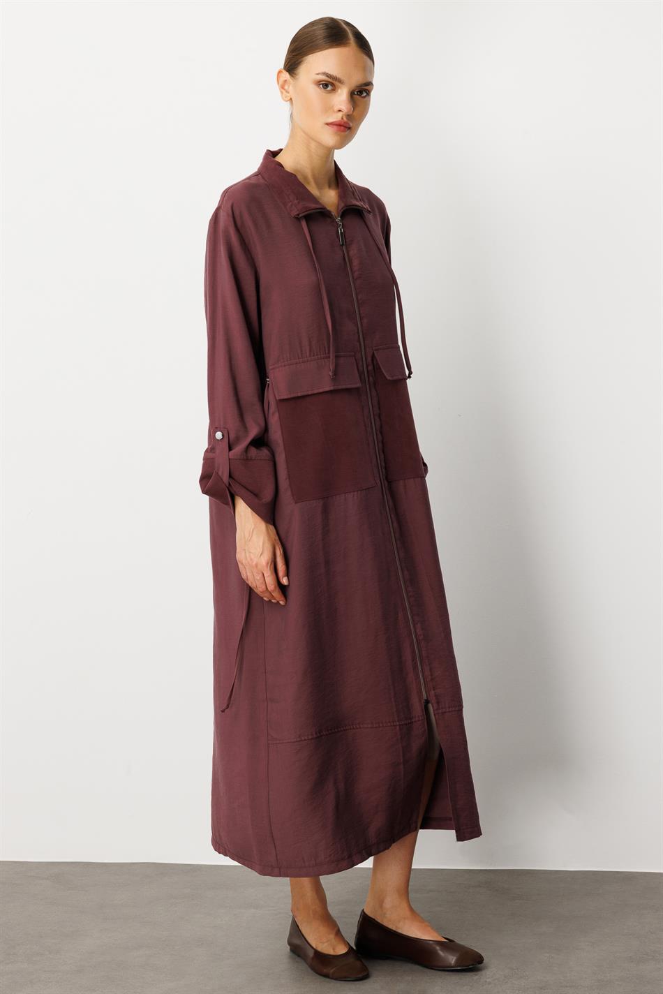 Zachte Modal (90% natuurlijke micellaire) Garni Detail Coat/Abayas - Bordeauxrood