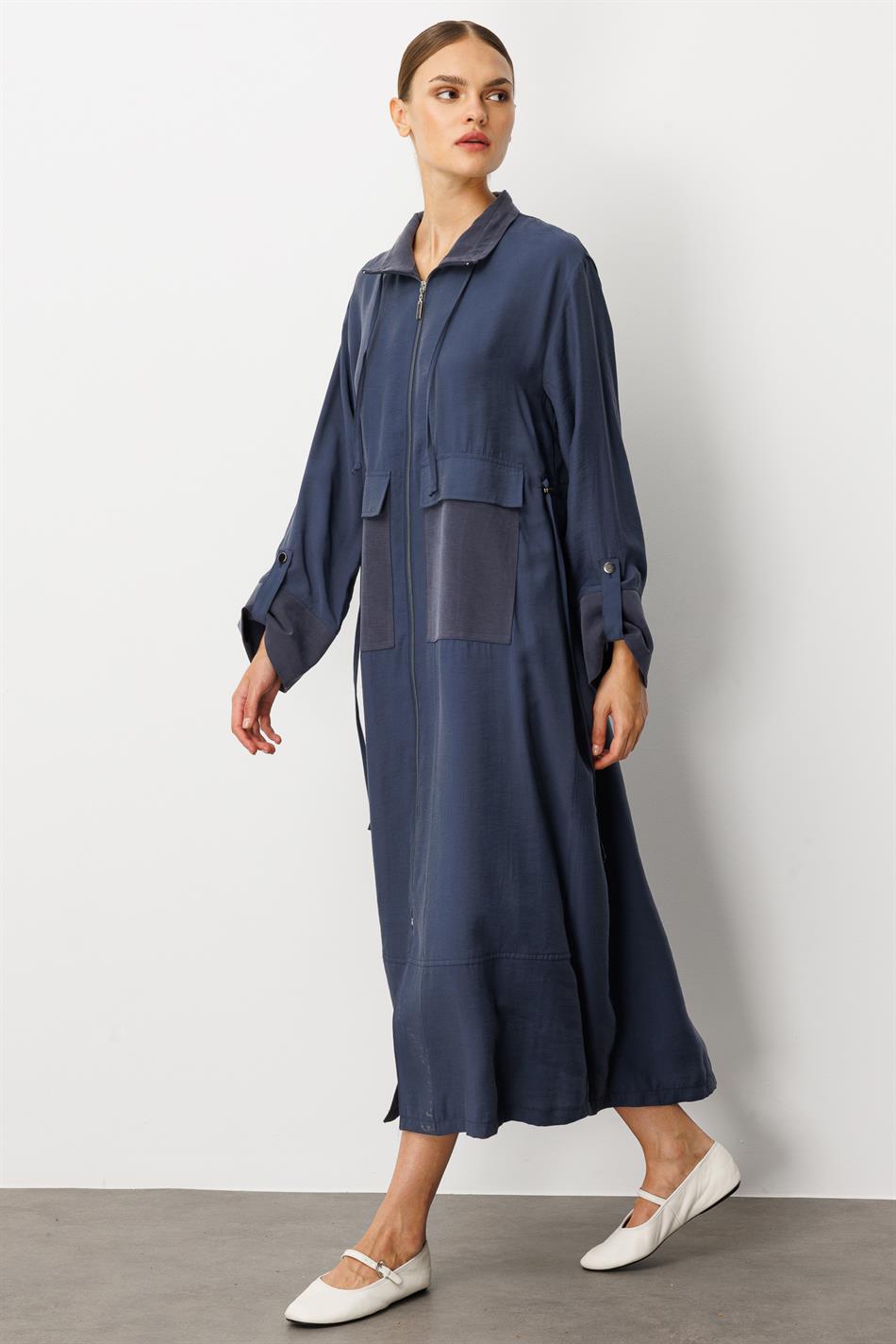 Zachte Modal (90% natuurlijk micellair) Garni Detail Jas/Abayas - Marineblauw