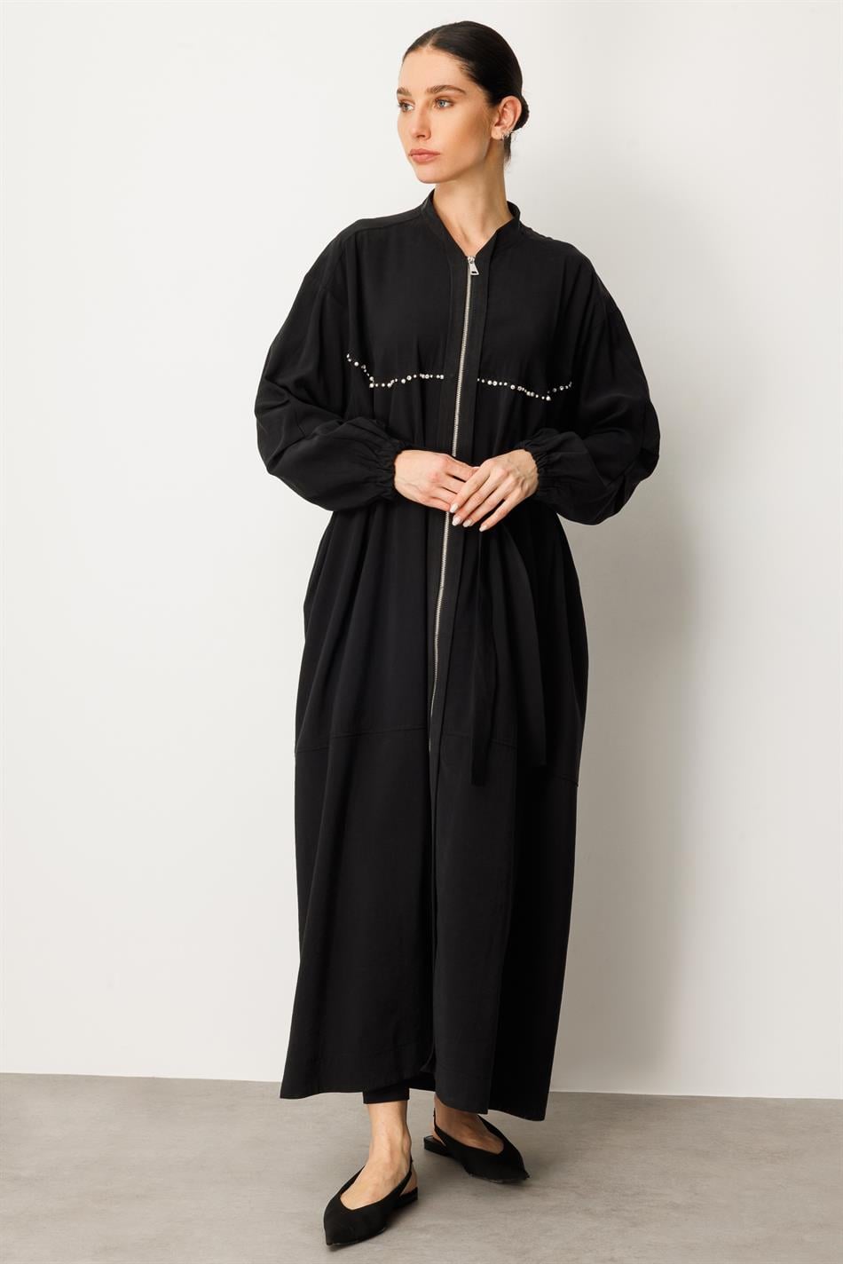 Soft Modal İçerikli Modal Garnili ve Taş İşlemeli Zamansız  Ferace Kap-Siyah