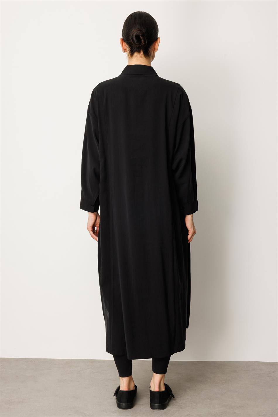 Soft Modal Yırtmaç ve Ön Beden ile Detaylandırılmış Elbise Kap-Siyah