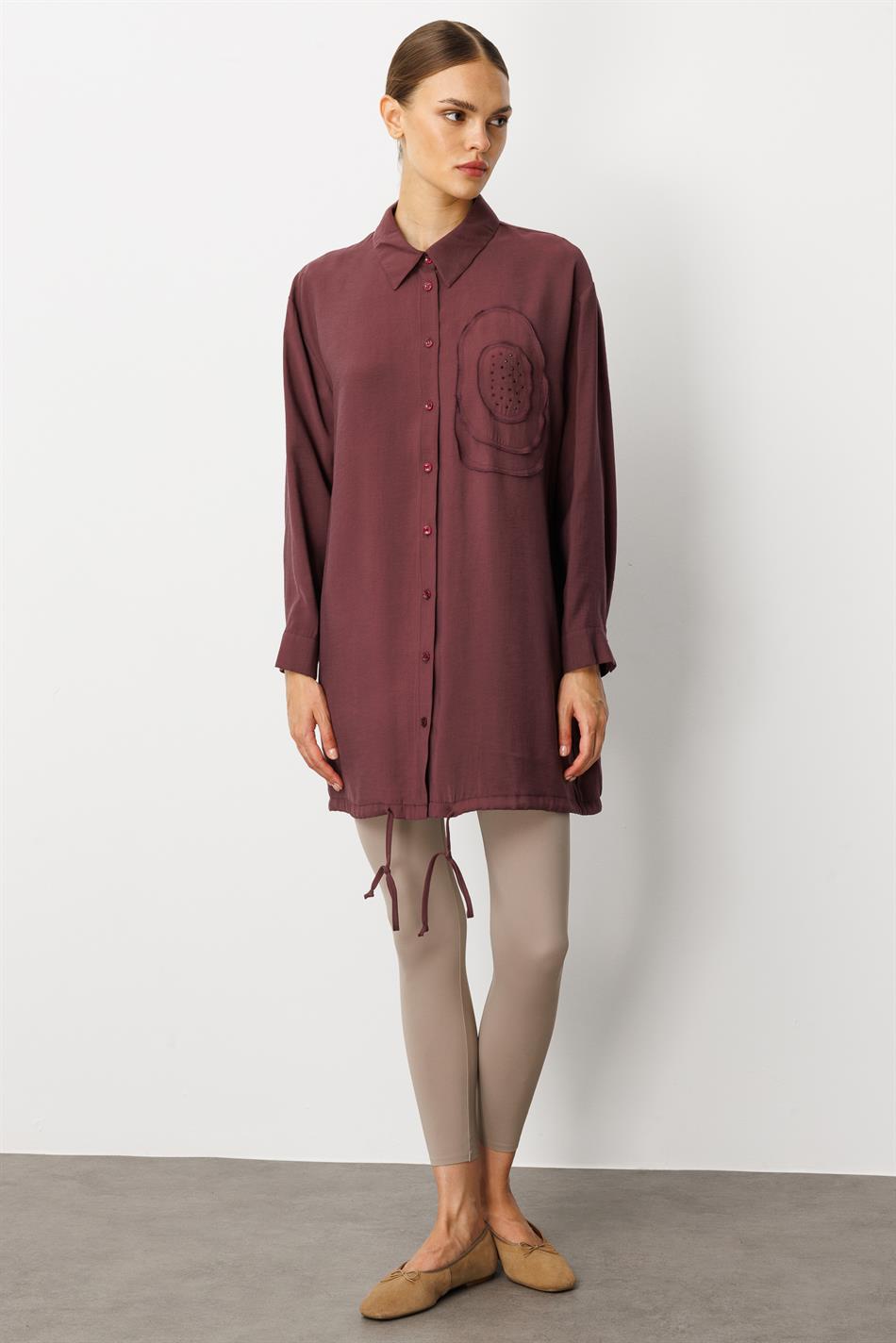 Handgemaakte tuniek met bloemenborduurwerk, gemaakt van zachte modal (90%) - bordeauxrood