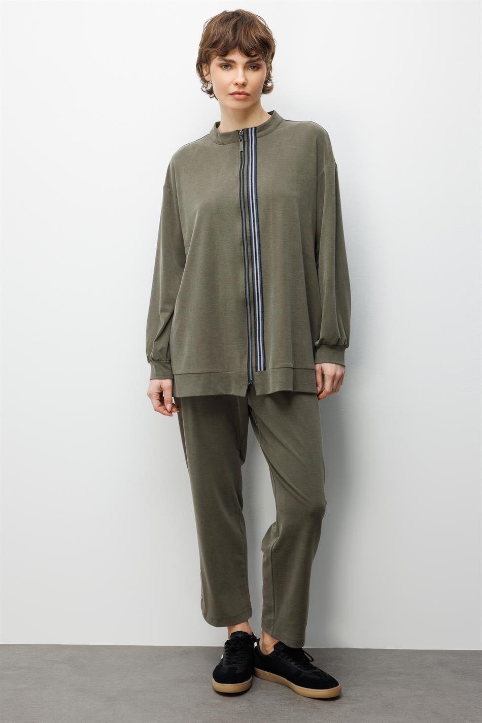 Zachte gebreide Miccell (55% natuurlijk) stof, geweven afwerking aan de voorkant, broekcombinatieset - Khaki