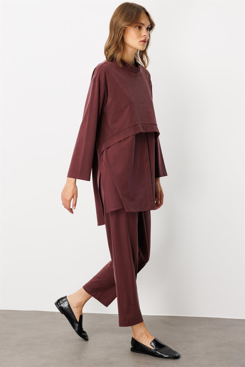 Hose mit handgefertigten Details aus weichem Strick (Miccell, 55 % Naturanteil) – Burgunderrot