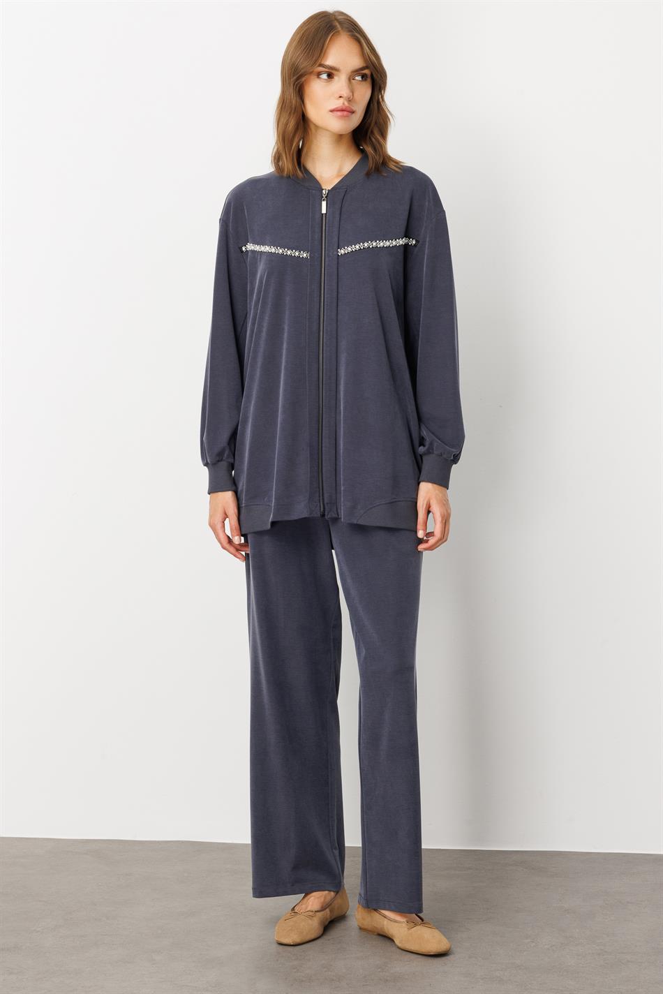 Hose mit handgefertigten Details aus weichem Strick (Miccell, 55 % Naturanteil) – Marineblau