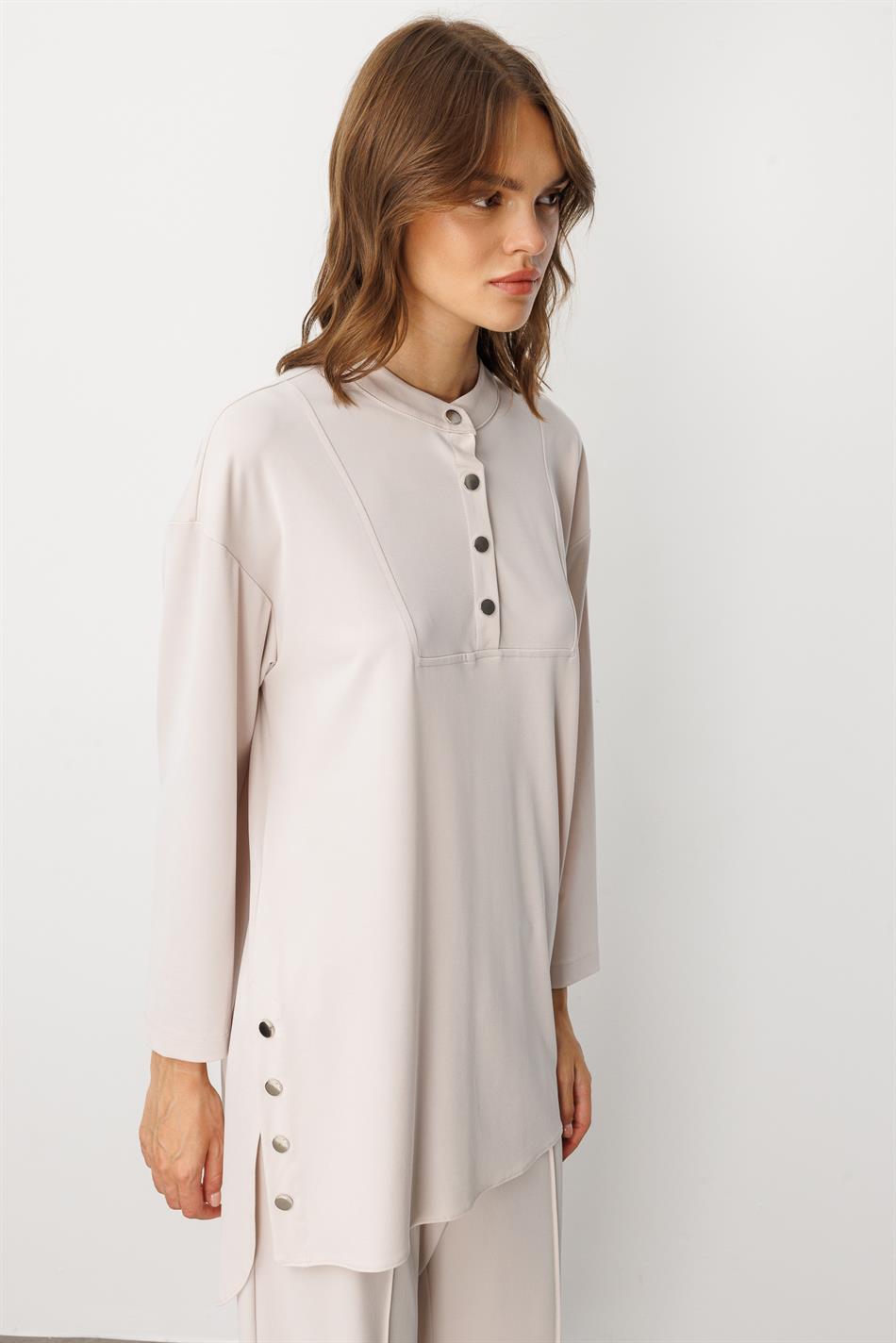 Einfaches und besonderes Hosen-Set mit weichem Strickmaterial (55 % natürliche Mikrozellstruktur).