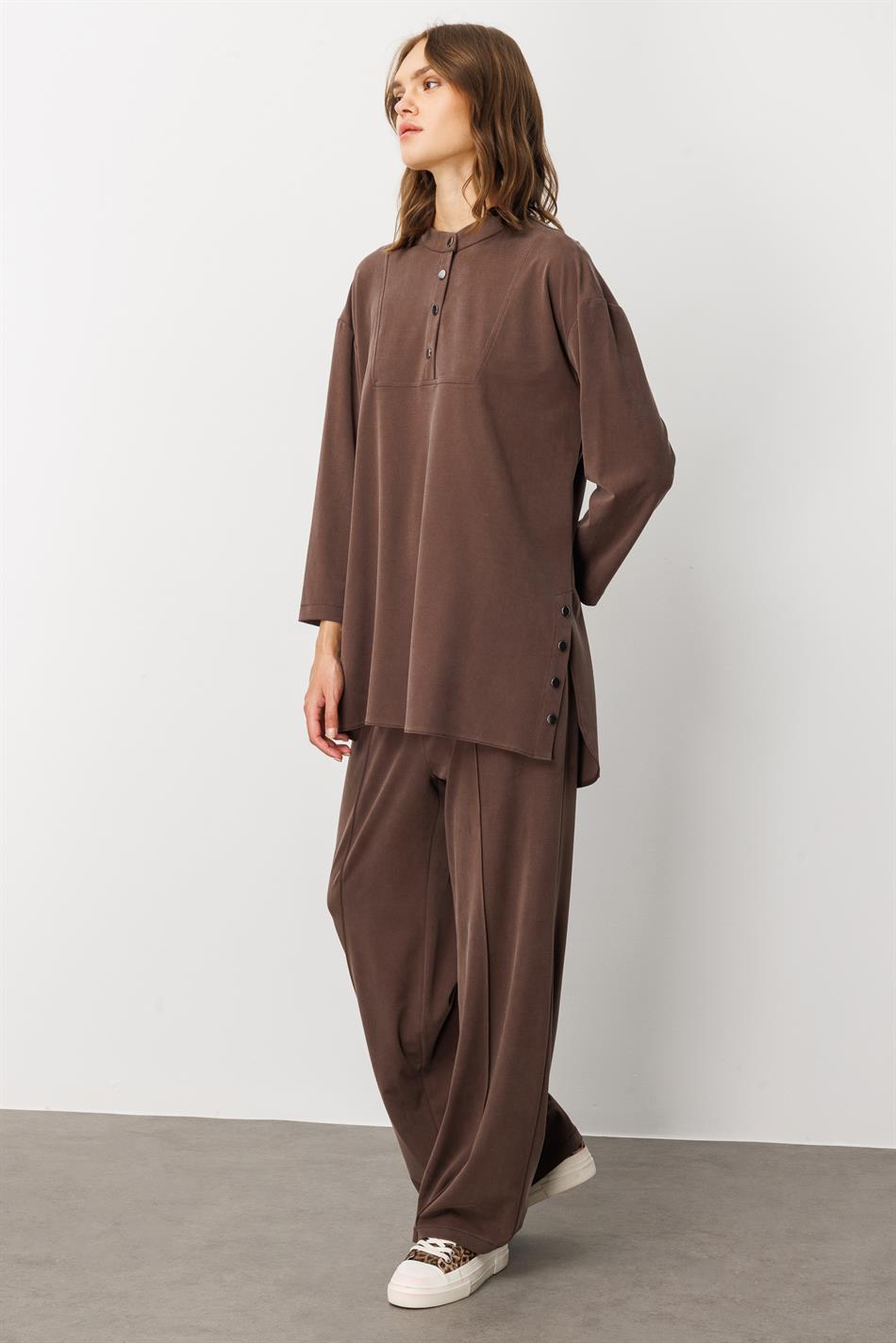 Eenvoudige en bijzondere broekcombinatieset van zacht breisel (55% natuurlijke microcellen) - Koffie