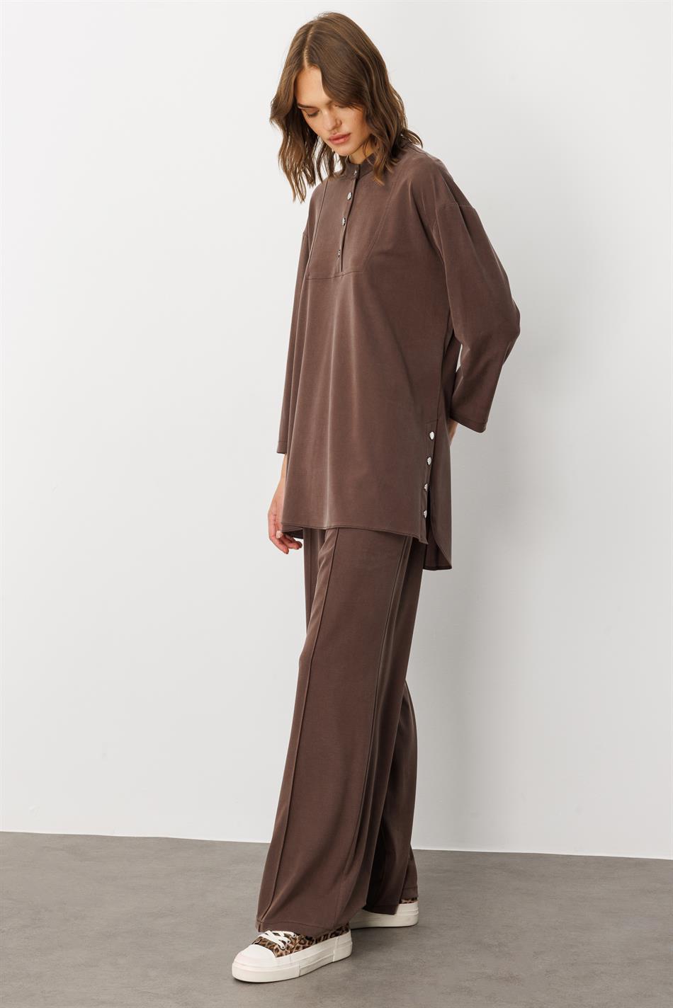 Eenvoudige en bijzondere broekcombinatieset van zacht breisel (55% natuurlijke microcellen) - Koffie