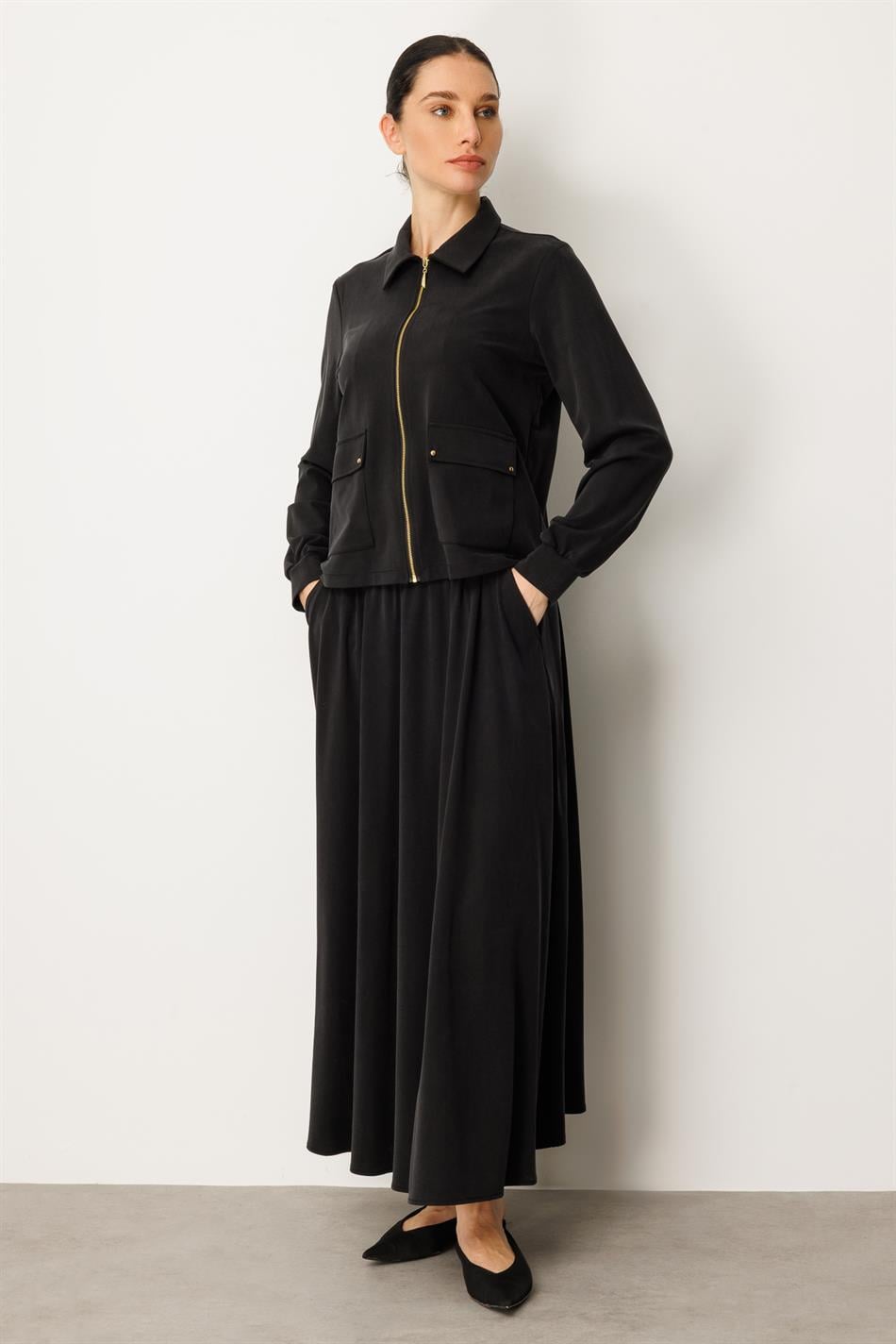 Zachte gebreide modal rok en jasje set - zwart