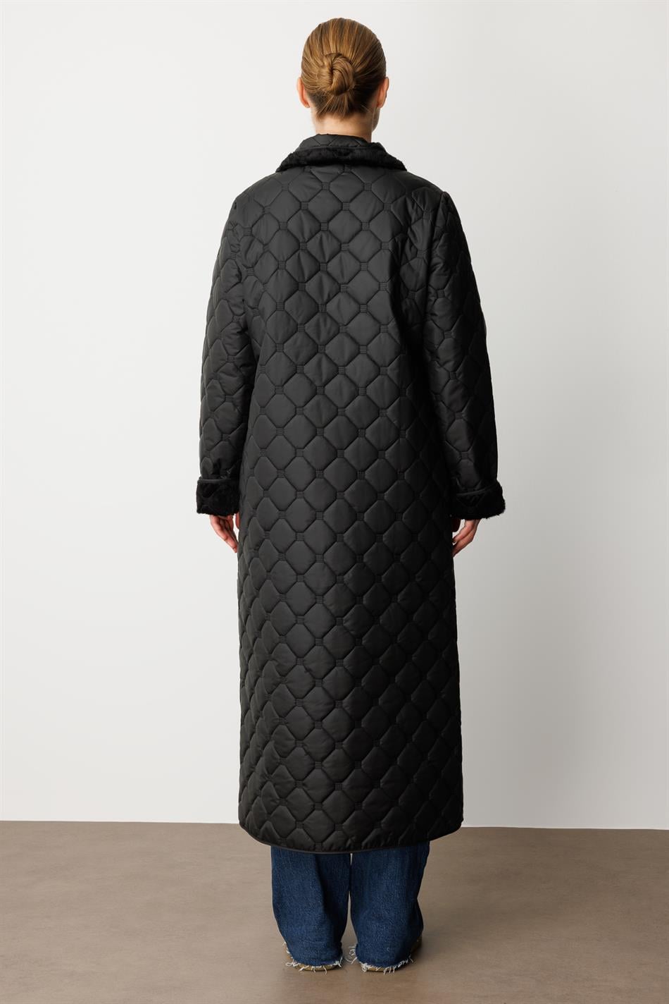 Soft Plush Inner Layer and Special Embroidered Pattern Thin Lightweight Timeless Custom Made Coat/Jacket - Black