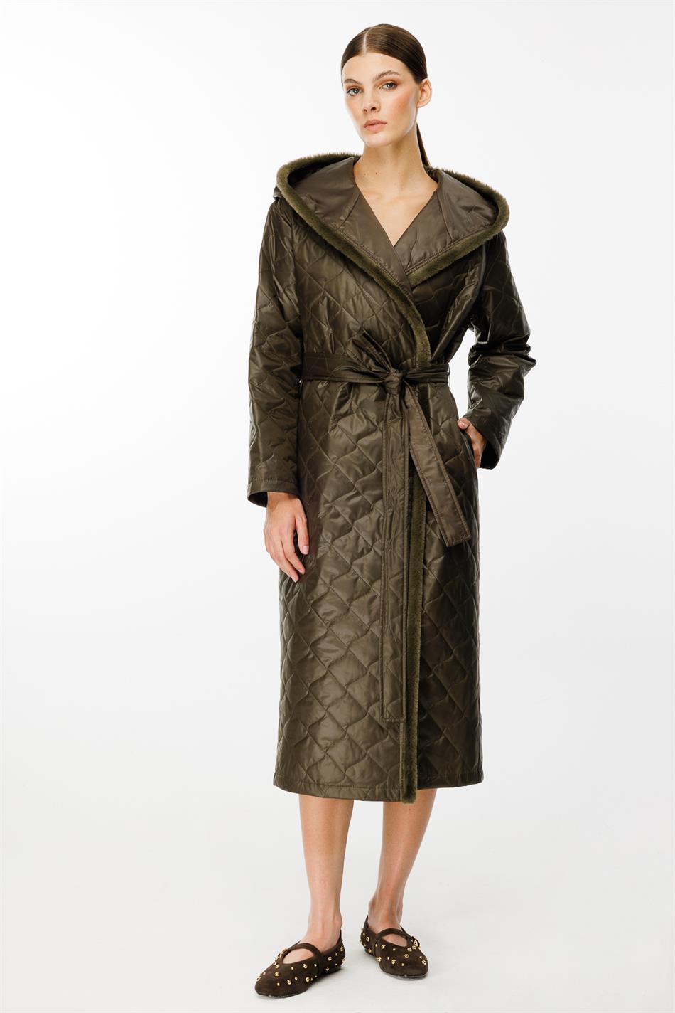 Lichtgewicht, gewatteerde, sportieve trenchcoat met imitatiebontkraag voor de lente - Khaki