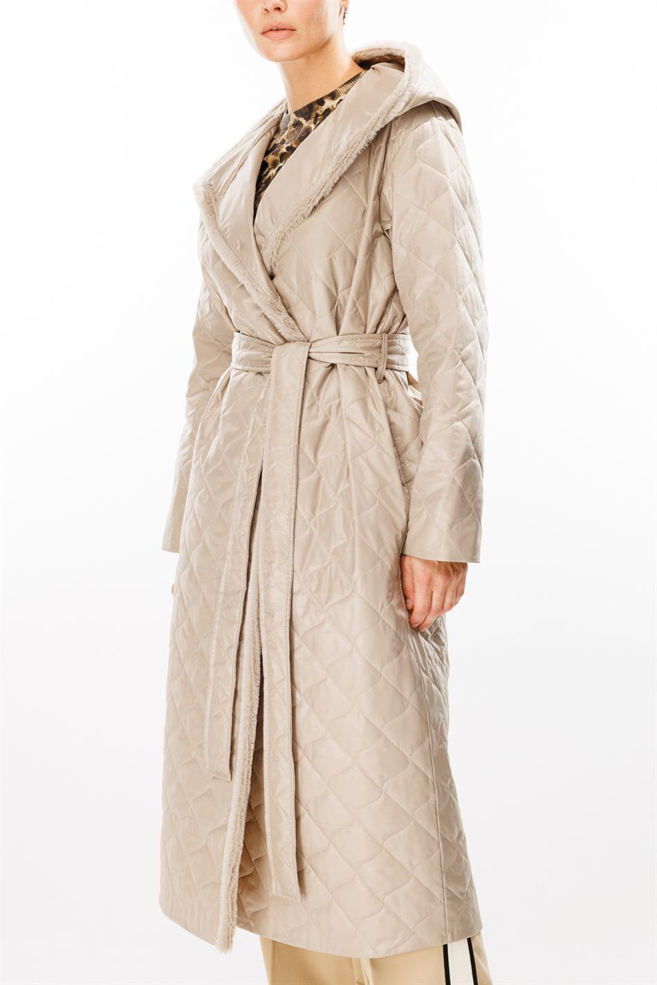 Lichtgewicht, gewatteerde, sportieve trenchcoat met imitatiebontkraag voor de lente - Steenkleur