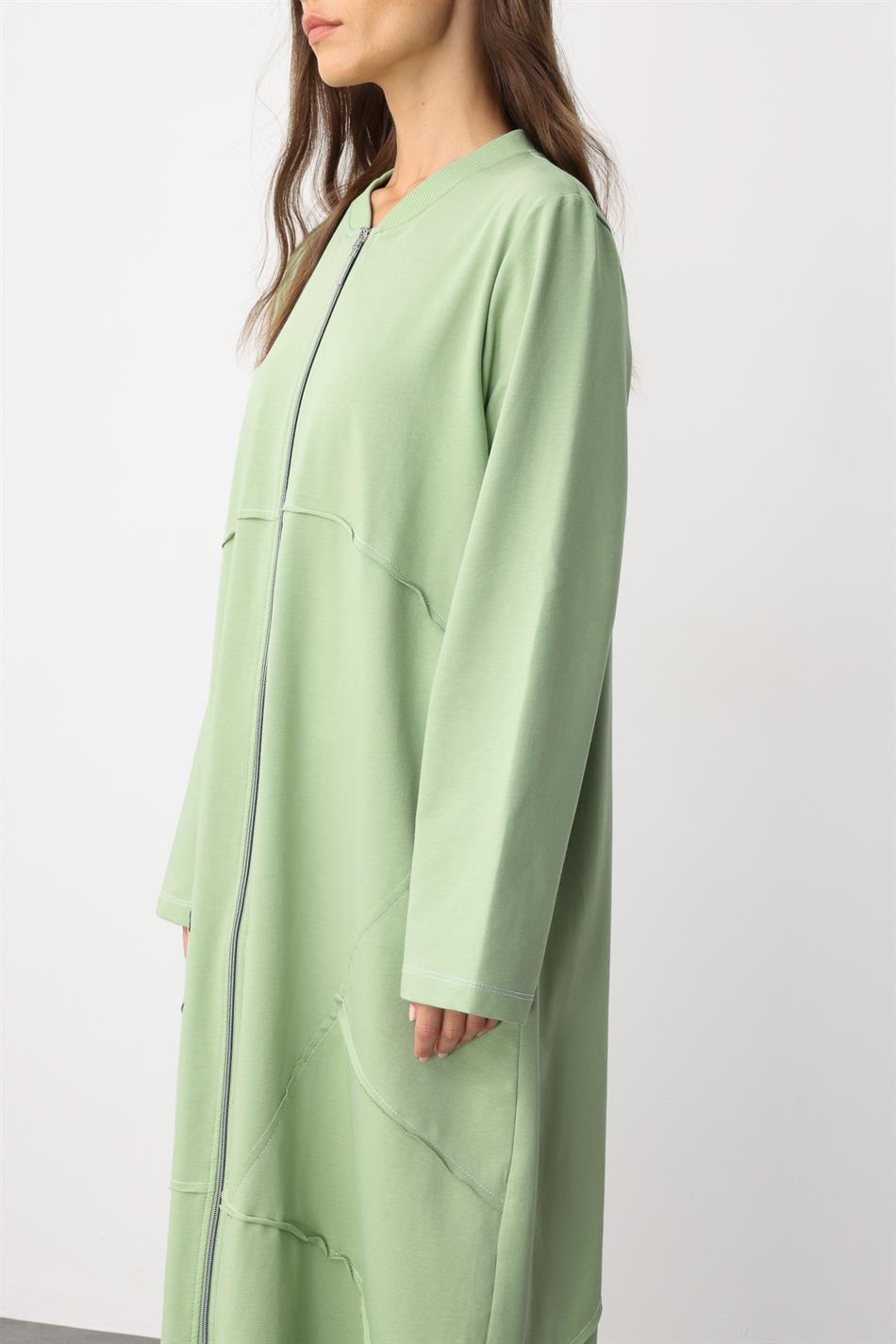 Gebreide jas/cape van katoenmix met sportieve stikdetails en draperie - Groen