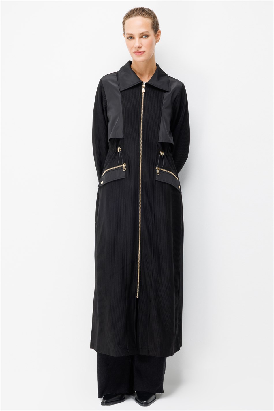 Sporty Chic İşlevsel Detaylı Özel Kumaş Zamansız Kap Trench-Siyah