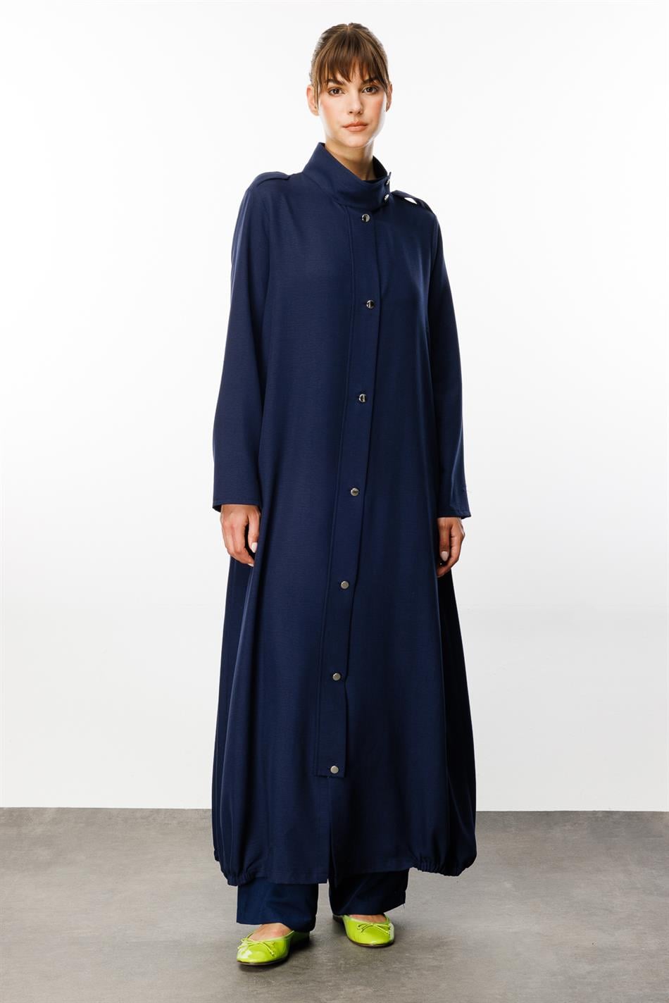 Spoza Seidenknopf-Accessoire für vielseitige Cape-Kleider/Abayas – Marineblau