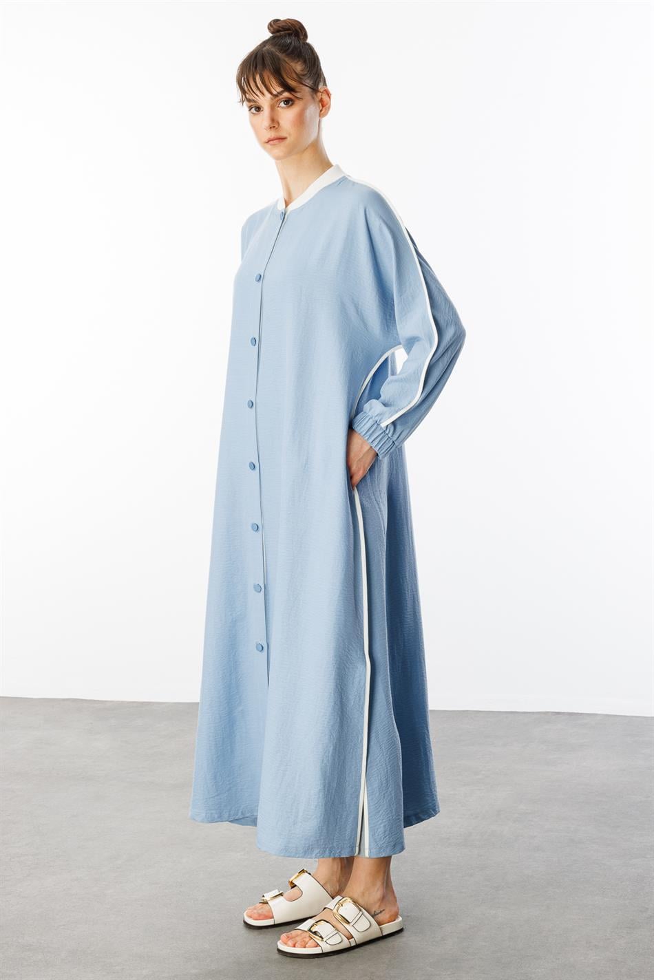 SS Contrasterende biesdetails Geribbelde kraag Sportzijden textuur jas/abaya - Blauw