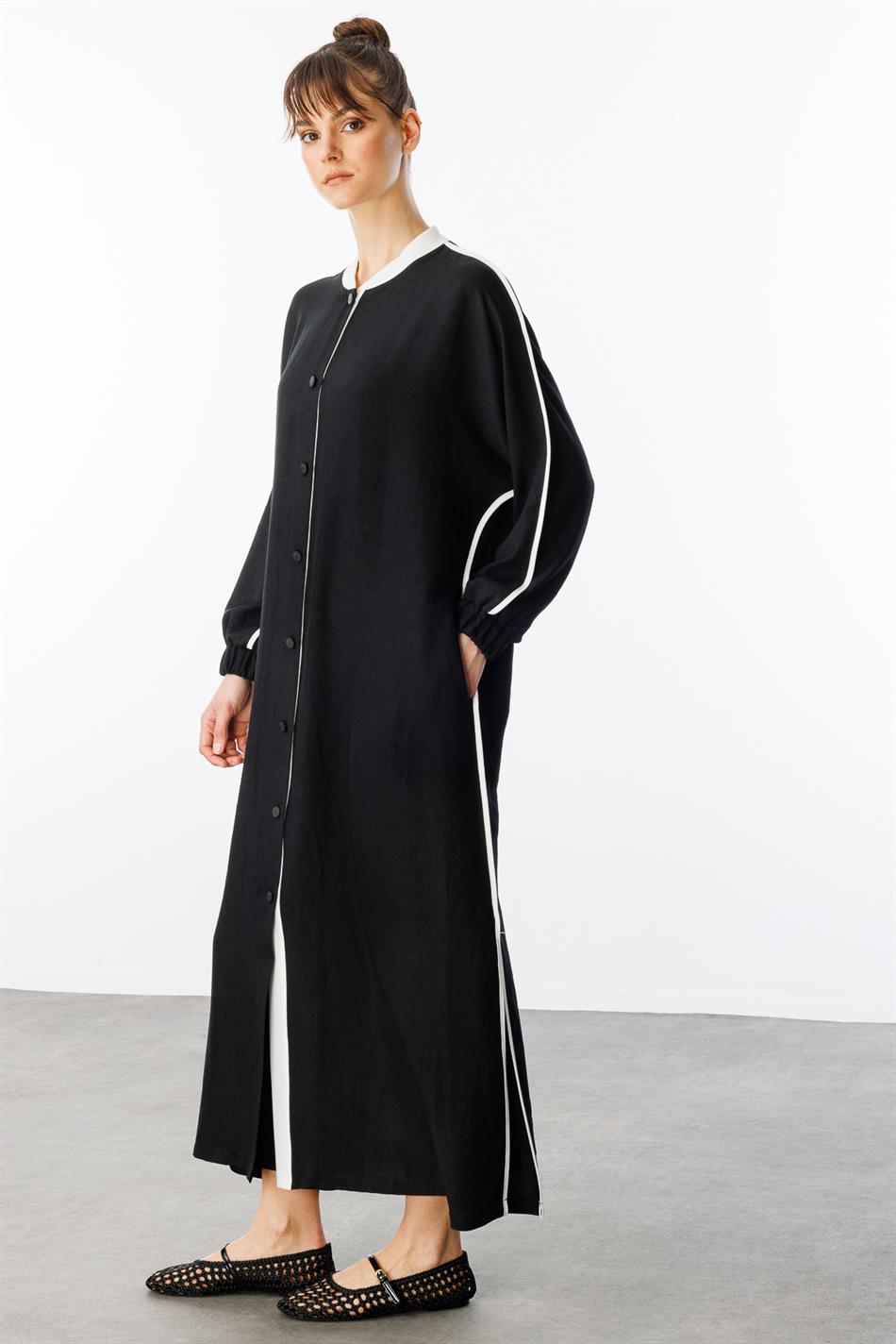 SS Contrast Trim Detail Ribbed Collar Sport Silk Texture Coat/Abayas - Zwart