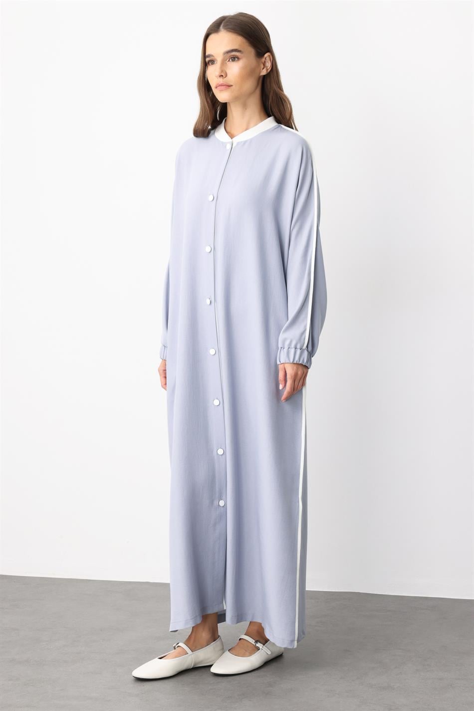 SS Contrast Trim Detail Ribbed Collar Sport Silk Texture Coat/Abayas - Grijs