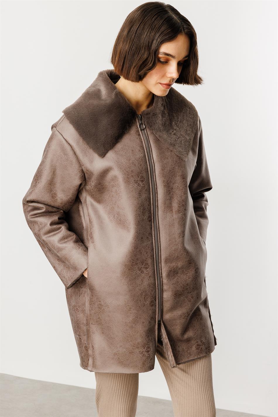 Faux Leather and Soft Fur Lamination Mid-Length Hip-Coating Sporty Timeless Trench Coat - Smoke (Anthracite)