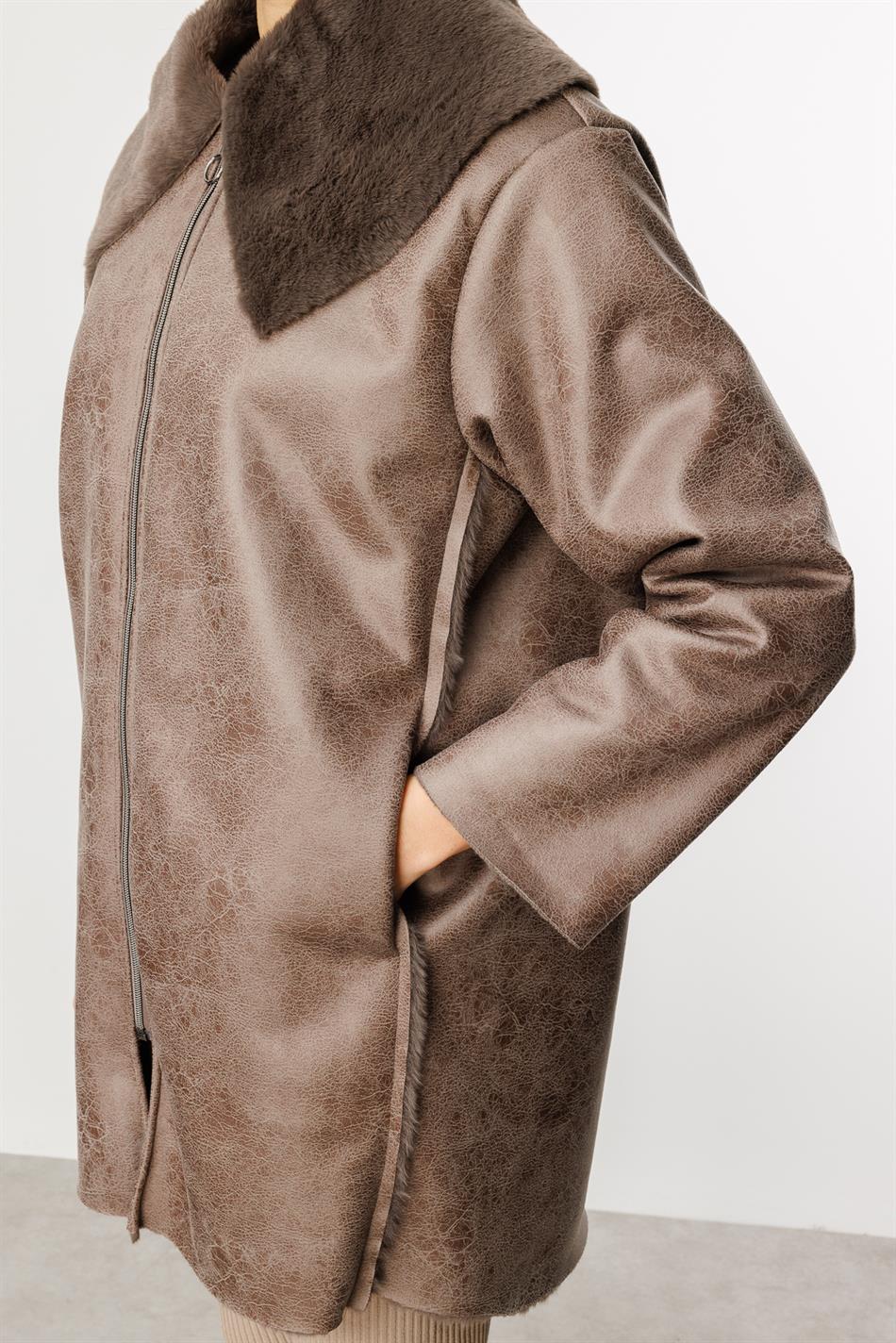 Faux Leather and Soft Fur Lamination Mid-Length Hip-Coating Sporty Timeless Trench Coat - Smoke (Anthracite)