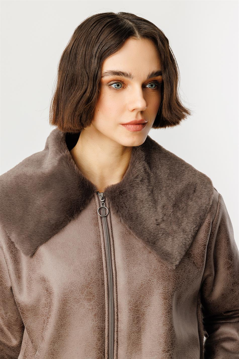 Faux Leather and Soft Fur Lamination Mid-Length Hip-Coating Sporty Timeless Trench Coat - Smoke (Anthracite)