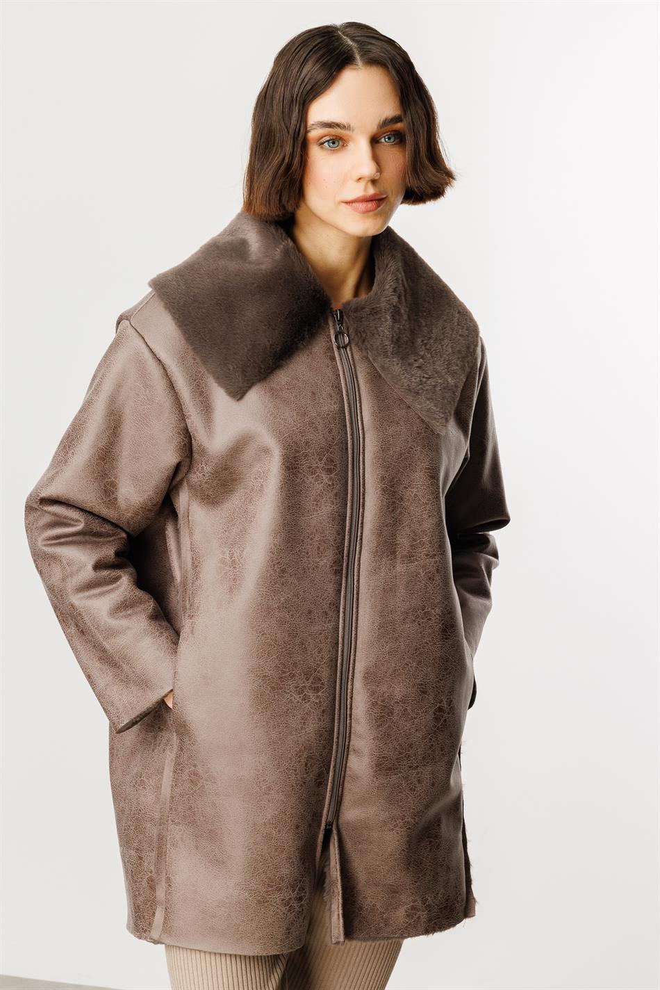 Faux Leather and Soft Fur Lamination Mid-Length Hip-Coating Sporty Timeless Trench Coat - Smoke (Anthracite)