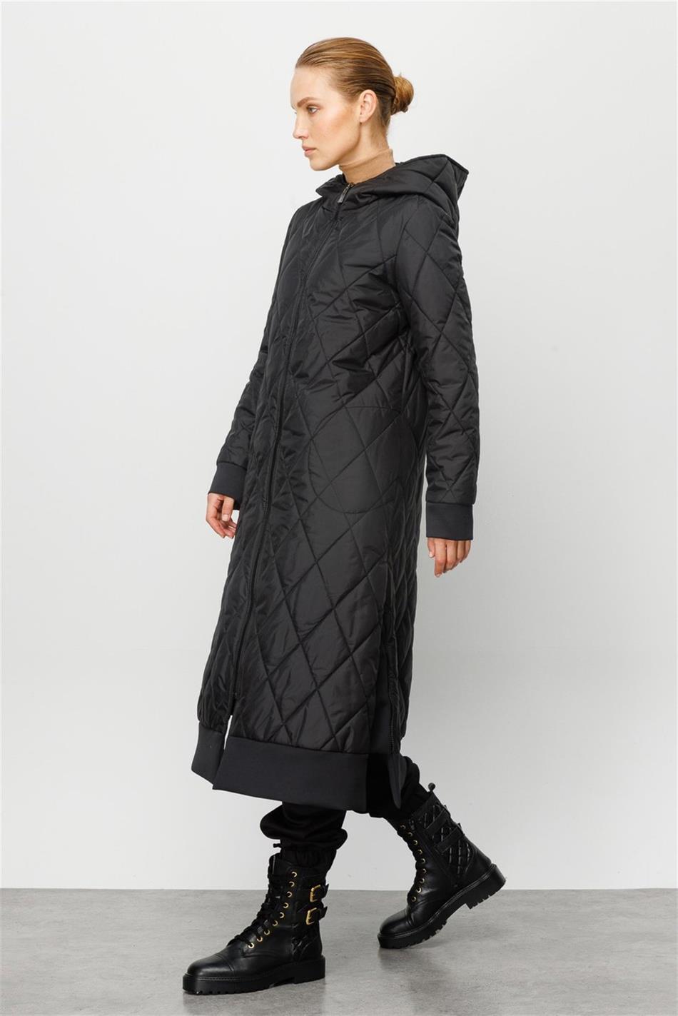 Tona Ton Bant Detaylı Kapitone Dolgu Spor Manto Kaban-Siyah