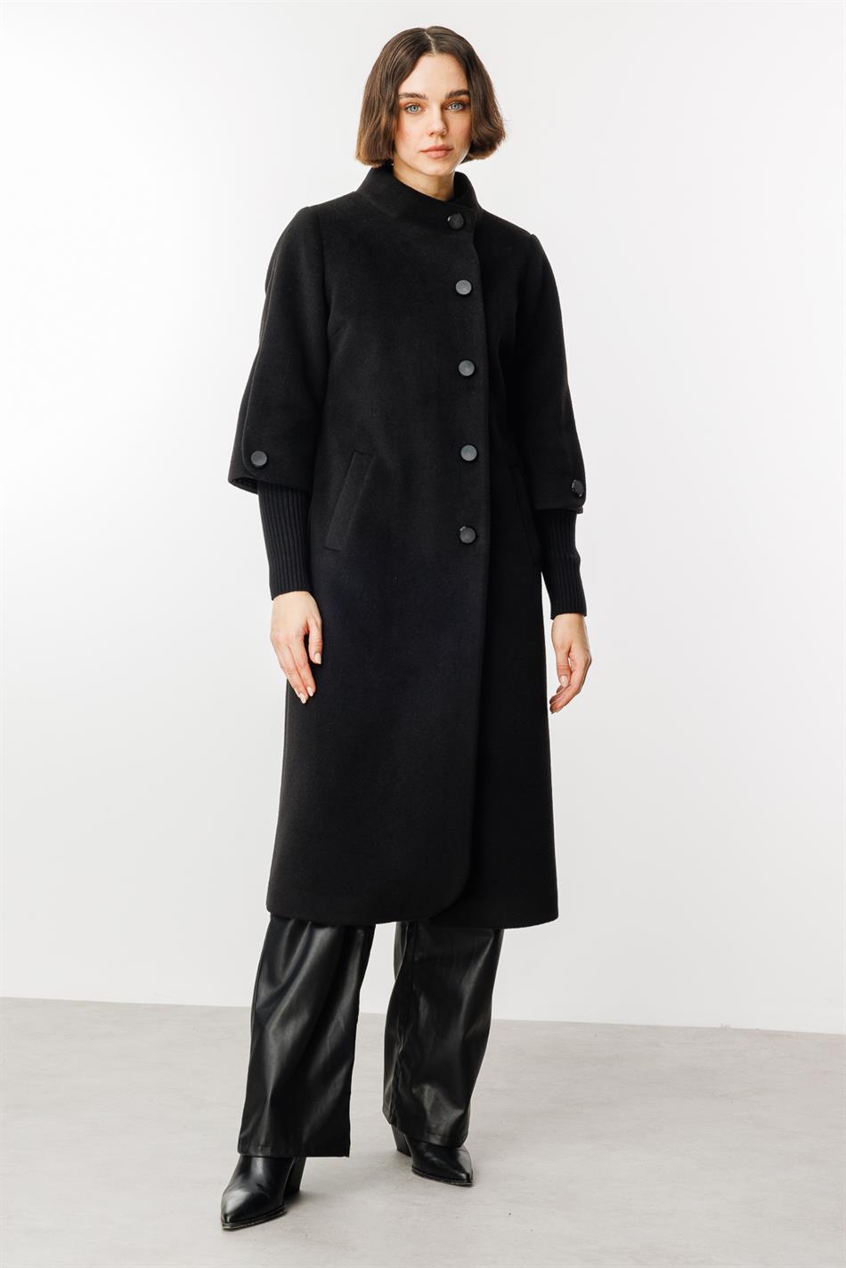 Triko Kol Detaylı Soft Kaşe Kumaş Özel Manto-Siyah