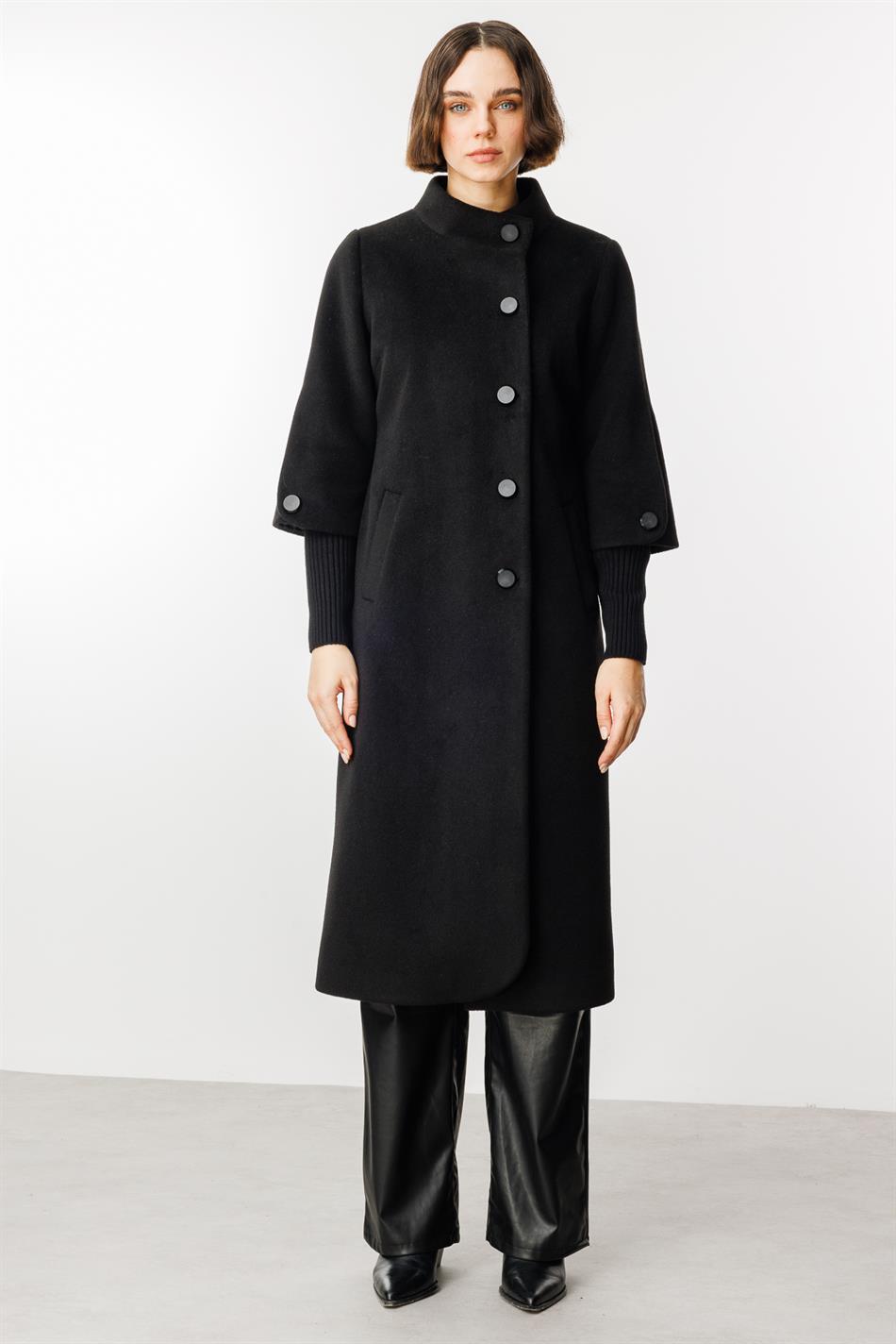 Triko Kol Detaylı Soft Kaşe Kumaş Özel Manto-Siyah