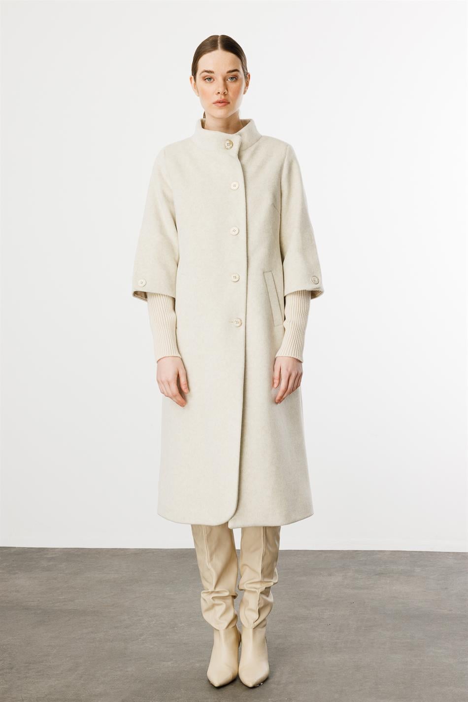 Triko Kol Detaylı Soft Kaşe Kumaş Özel Manto-Krem