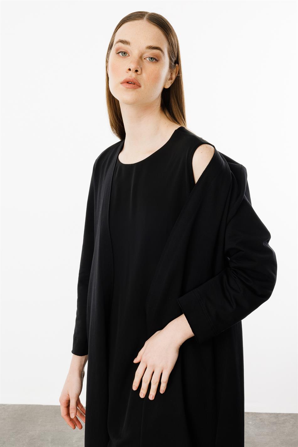 Trio gebreid vest met chiffon afwerking en broek met luipaardprint - 2-delige set - Zwart