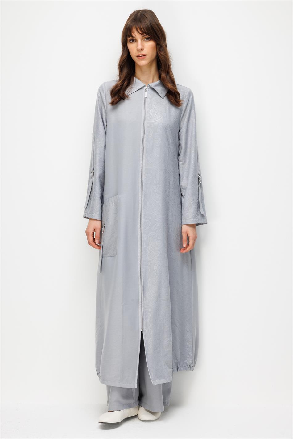 TULIP Özel Desen Soft Kumaş ve İpekçe Garnili Cep Detaylı Zamansız Kap Ferace-Gri