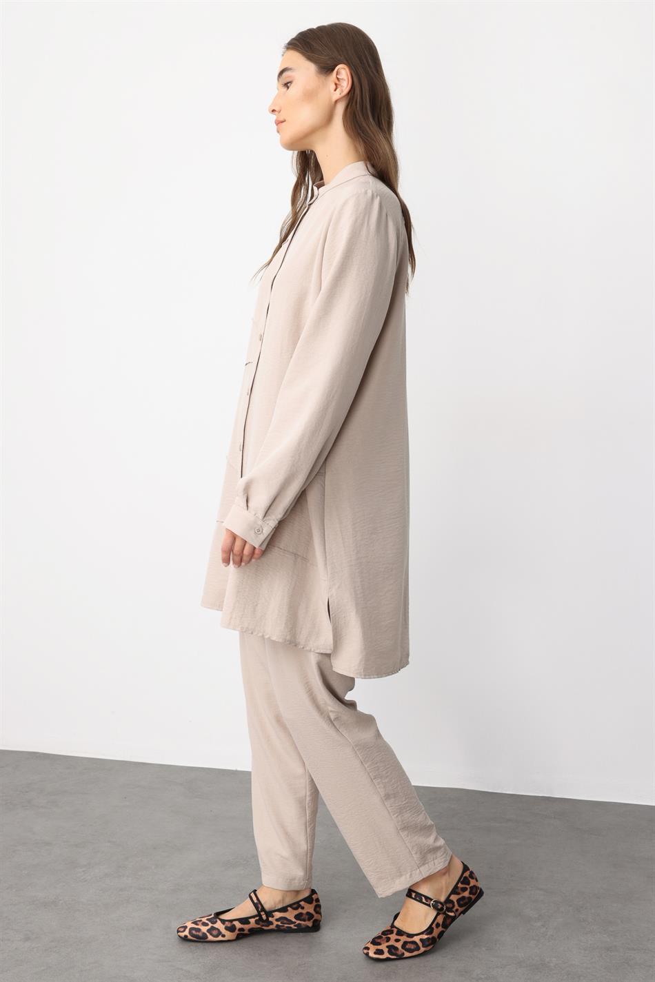 VYS Top en broek met ribbeldetails en zijdeachtige textuur - R-TAŞ