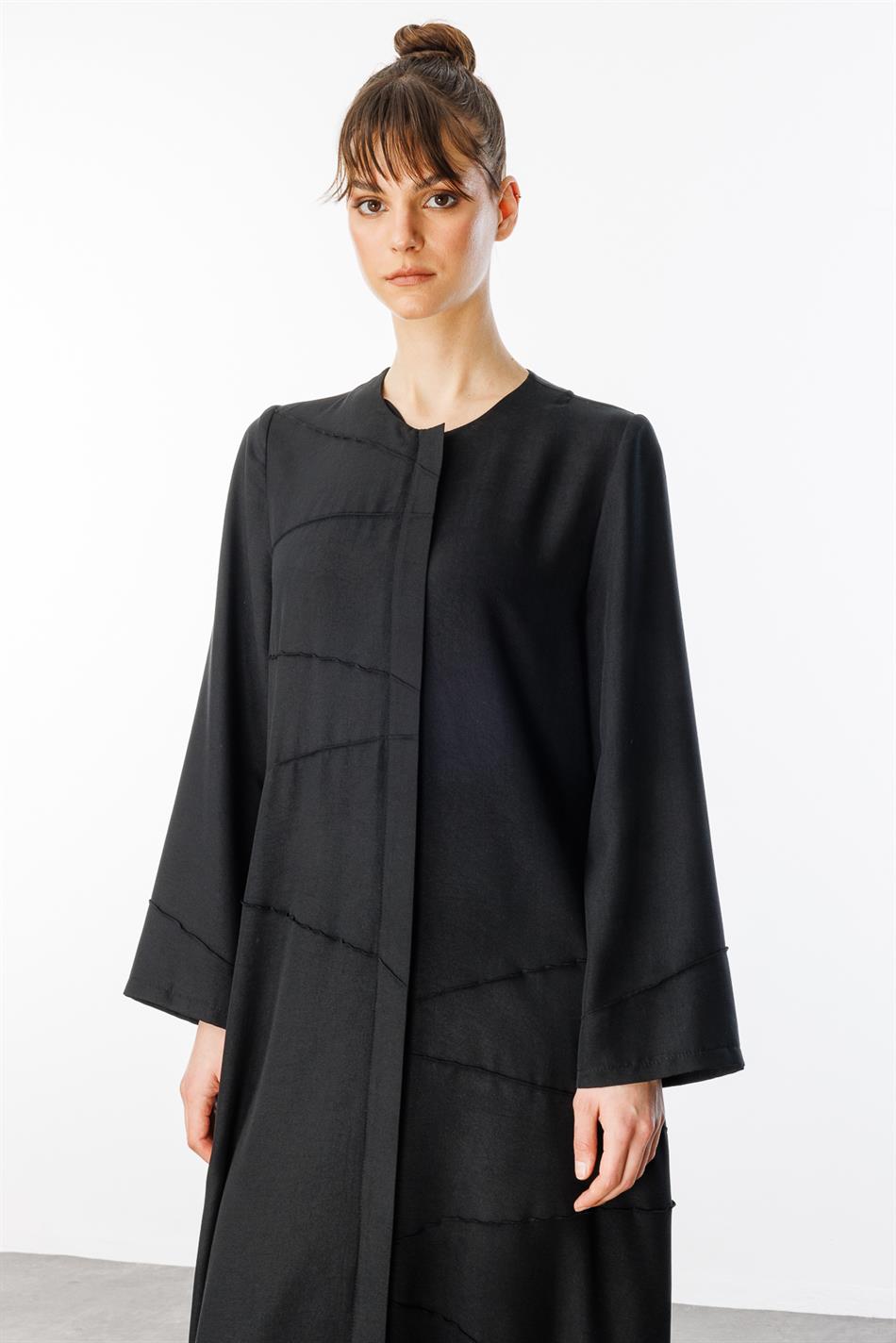 ZV Nervur Aller Stitch Detail Zijdeachtige Textuur Tijdloze Sportjas/Abaya - Zwart