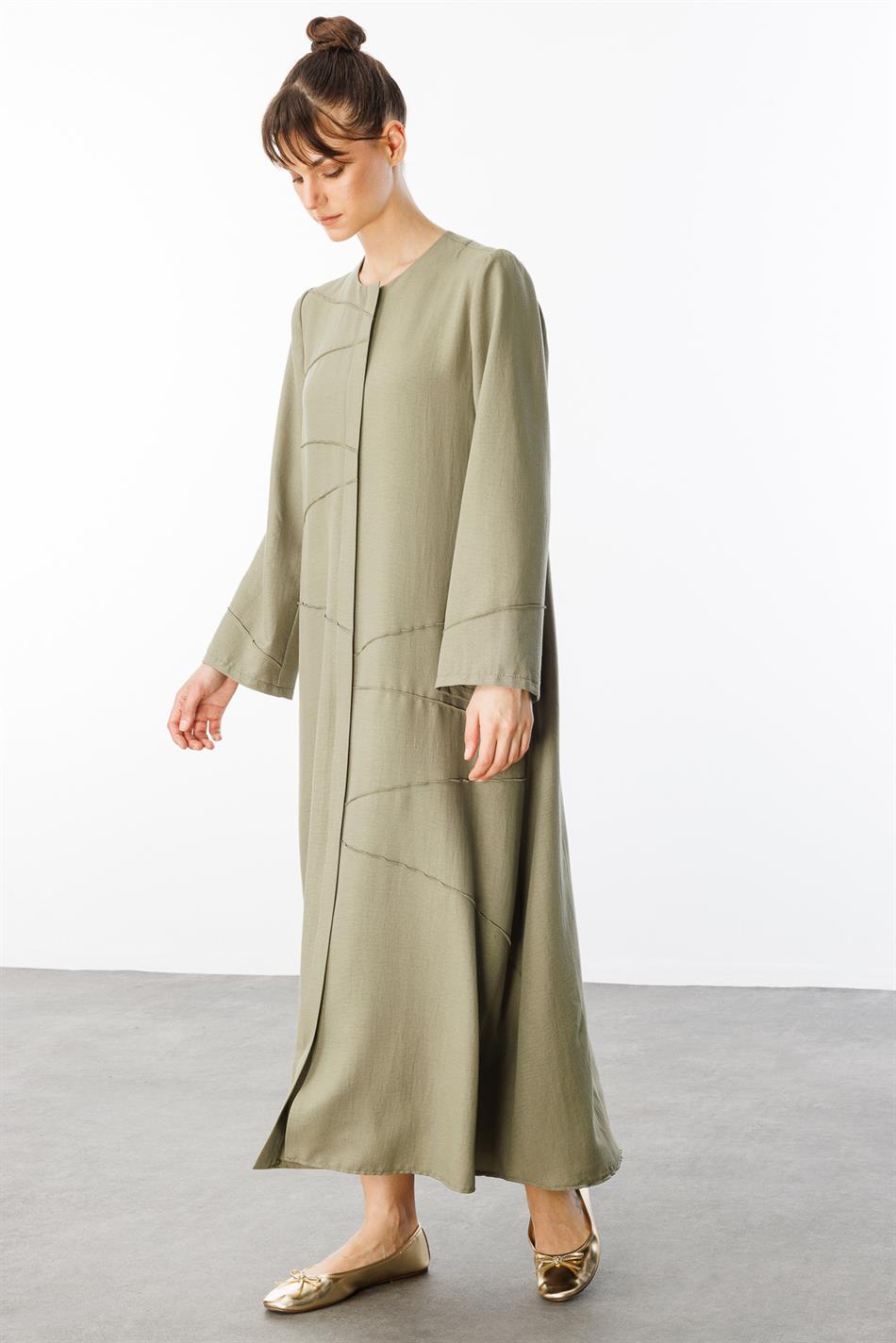 ZV Nervur Aller Stitch Detail Zijdeachtige textuur Tijdloze sportjas/hoes - Khaki