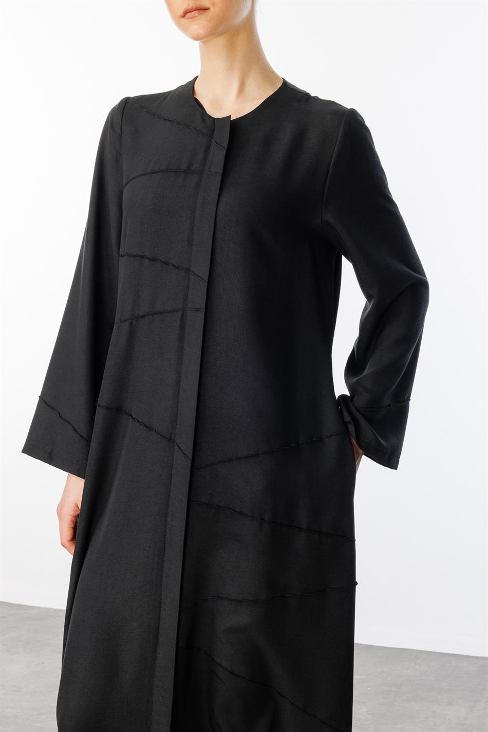 ZV Nervur Aller Stitch Detail Zijdeachtige Textuur Tijdloze Sportjas/Abaya - Zwart