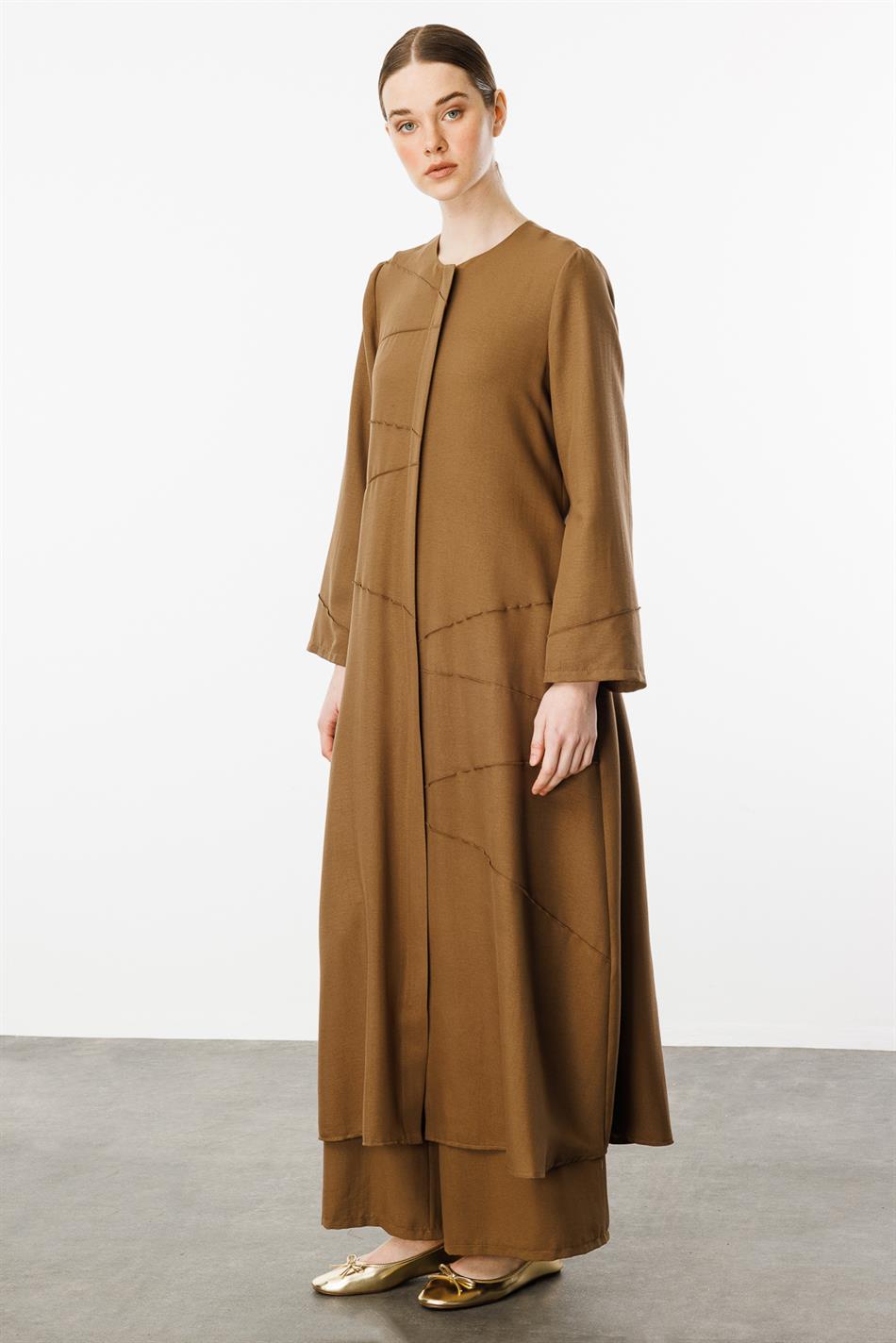 ZV Nervur Aller Dikiş Detaylı İpekçe Doku Zamansız Spor Kap/ Ferace-Vizon