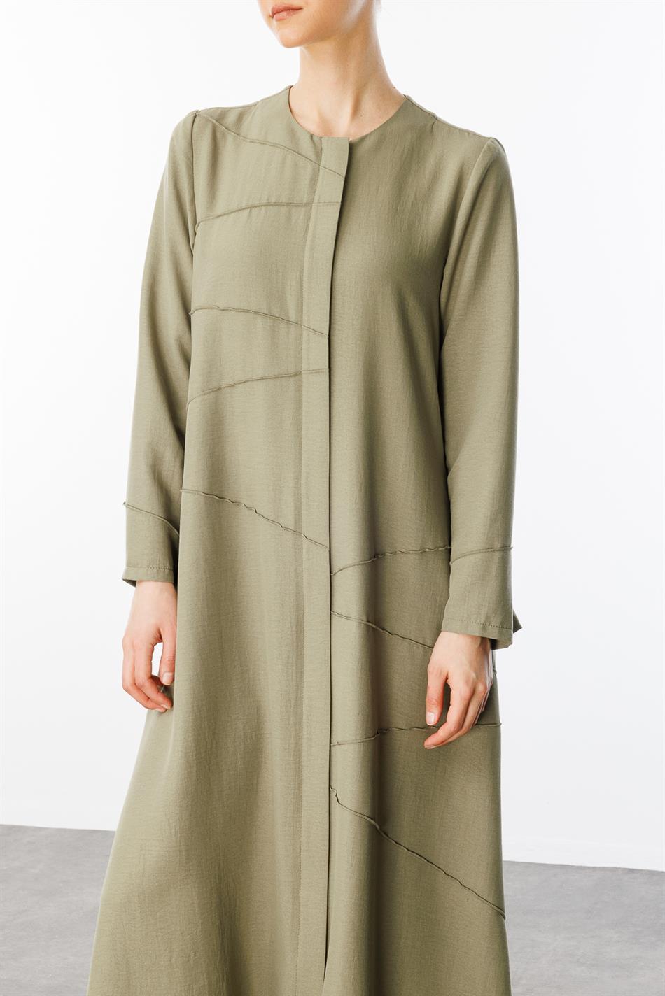 ZV Nervur Aller Stitch Detail Zijdeachtige textuur Tijdloze sportjas/hoes - Khaki