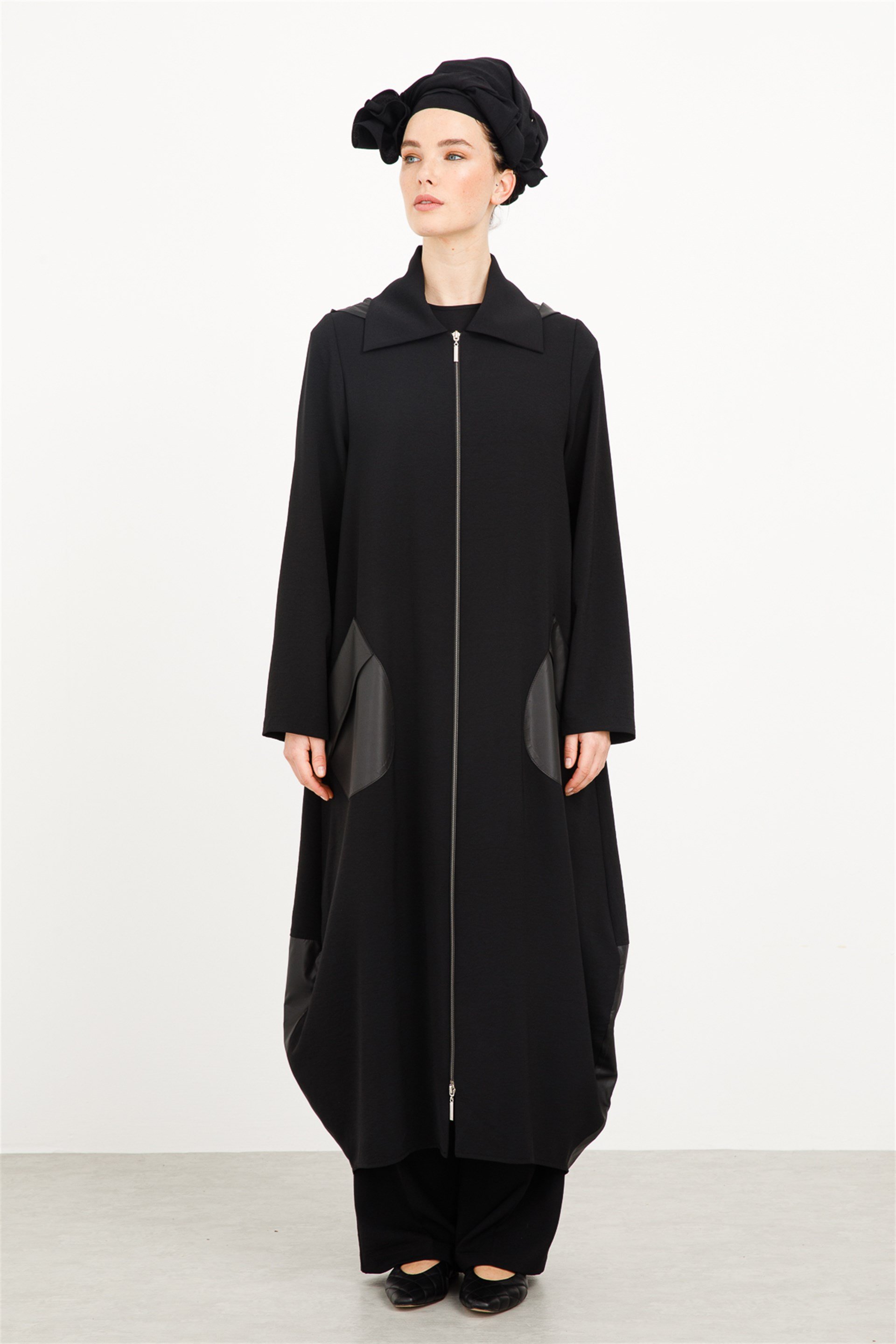 Sade ve Şık, Gündelik Kullanıma Uygun Tam Boy Spor Kap-Siyah