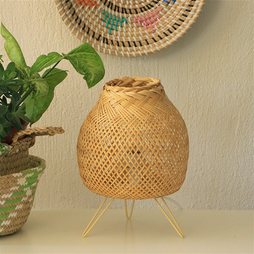 Mina Bambu Masa Lambası