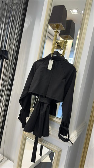 Pelerin Yaka Gömlek