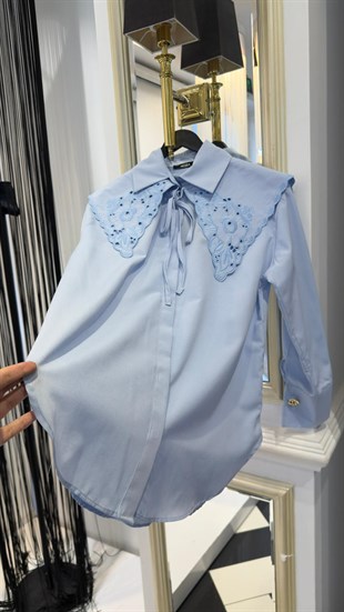 Yaka İşleme Detay Gömlek