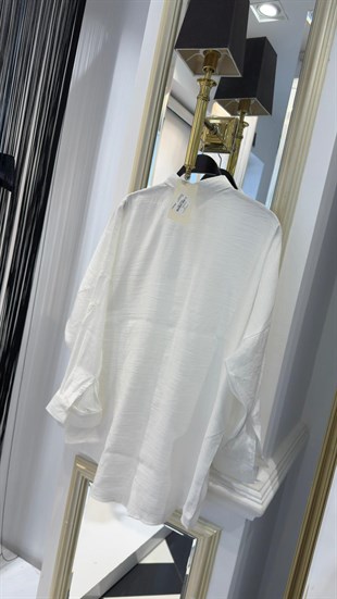 İncili ve Boncuk Detay Gömlek