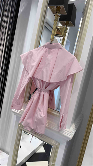 Volan Detay Bağcıklı Gömlek