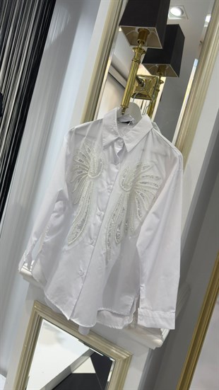 Pul ve İnci Detay Gömlek